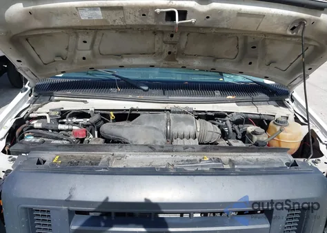 2014 Ford Econoline E250 Van z USA, uszkodzony, nr VIN 1FTNE2EW8EDA99716